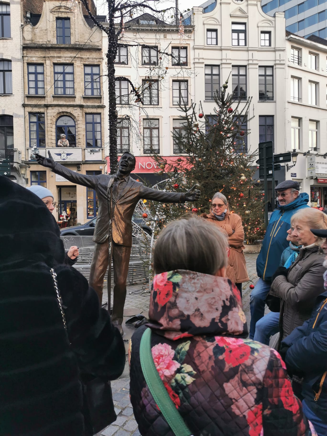 Statue of Jacques Brel visible during the visit Celebrity Brussels of Brussels By Foot